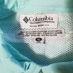 Columbia XL 100% Polyester PFG thin jacket.